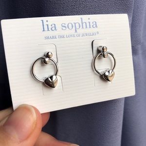 Lia Sophia heart charm stud earrings🤍